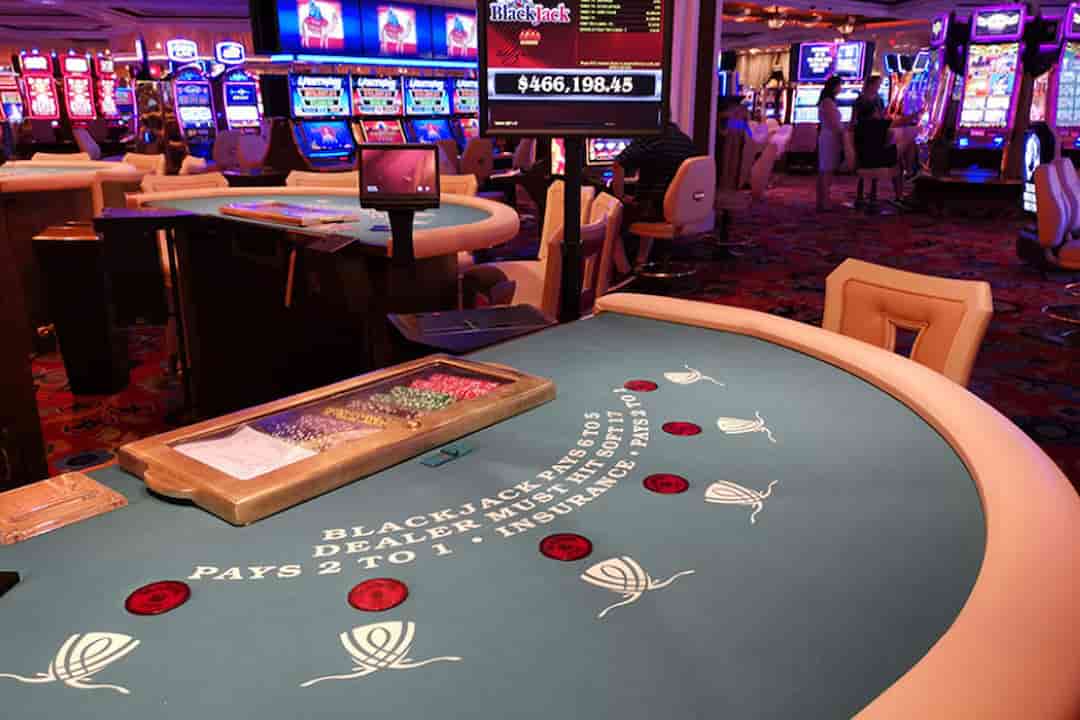 Tham gia chơi casino tại HaTien Vegas cần có điều kiện gì?